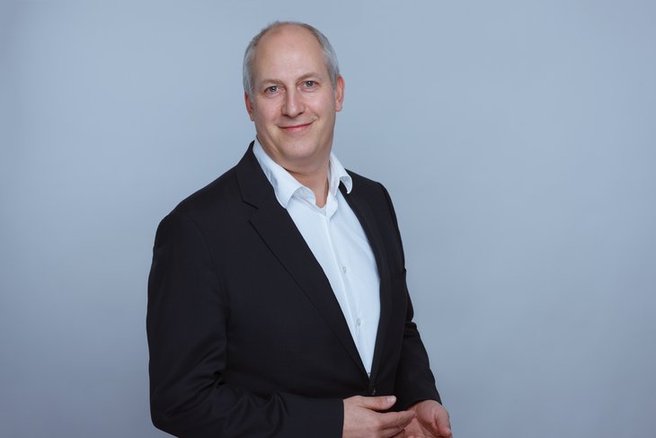Dr. Stefan Hirschmann ist Mitglied der Geschäftsleitung bei der VÖB-Service GmbH in Bonn, Gesellschaft des Bundesverbands Öffentlicher Banken Deutschlands, VÖB.