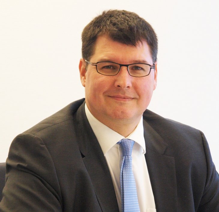 Guido Vos ist seit 1. Oktober 2016 Executive Head of Risk Underwriting bei Euler Hermes Deutschland. Vor seinem Wechsel zu Euler Hermes Deutschland war er als Bereichsleiter und Industry Head im Risikomanagement für Firmenkunden bei der Commerzbank AG tätig.