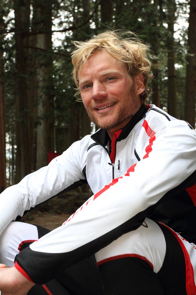Benedikt Böhm ist internationaler Geschäftsführer von Dynafit sowie Extremskibergsteiger und -skifahrer. 