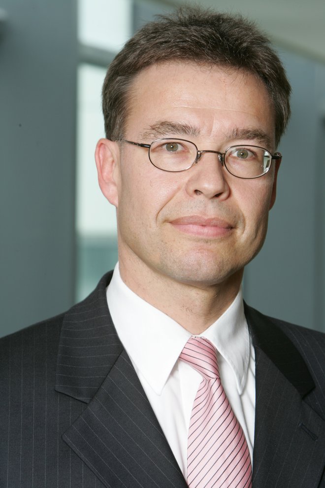 Univ.-Prof. Dr. Arnd Wiedemann, Lehrstuhl für Finanz- und Bankmanagement, Universität Siegen