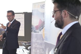 Prof. Dr. Michael Huth | Hochschule Fulda || Carsten Knauer | Bundesverband Materialwirtschaft, Einkauf und Logistik e.V. (BME) 