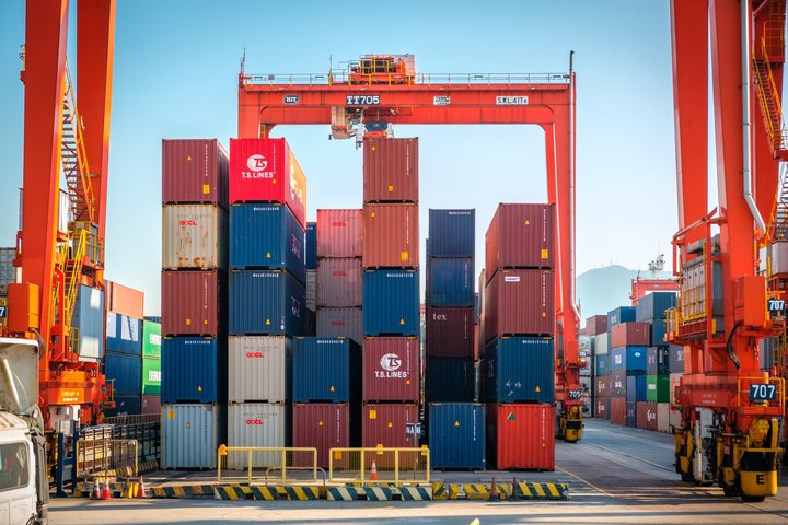 Supply Chain Management: Für robuste Lieferketten und gegen Protektionismus [Quelle: hanohiki - stock.adobe.com]