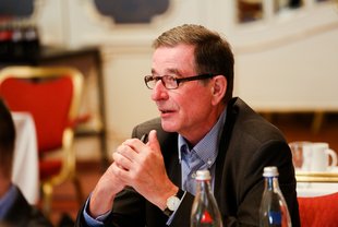 Dr. Hans-Joachim Massenberg, Mitglied der Hauptgeschäftsführung, Bundesverband deutscher Banken e.V. sowie Mitglied des FIRM-Vorstands.