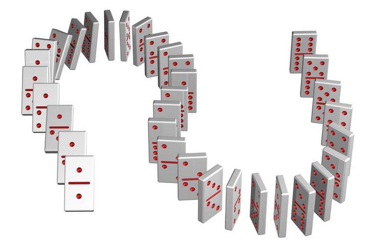 Abbildung 5: Dominoeffekte können eine Vielzahl von Folgeereignissen auslösen [Quelle: Fotolia.com / © arudolf]