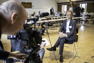 Dr. Jochen Felsenheimer im Interview