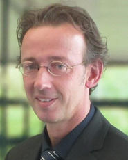 Dr. Guido Golla, Director, Deloitte GmbH Wirtschaftsprüfungsgesellschaft, Risk Advisory, Köln.