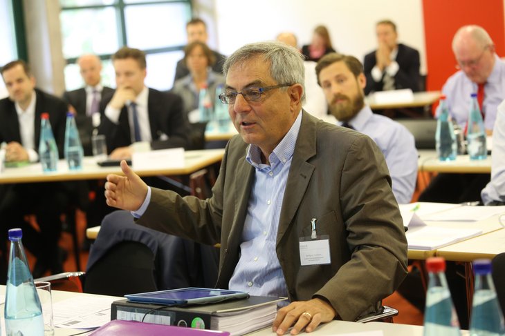 Wolfgang Hartmann, Frankfurter Institut für Risikomanagement und Regulierung