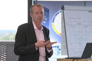 Martin Kreuzer (Munich Re): Cyberrisiken - Gewappnet für den Ernstfall