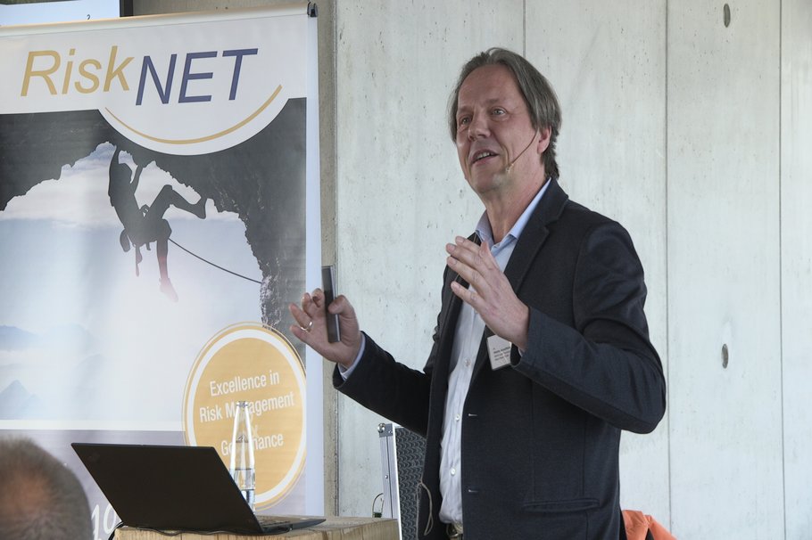 Mit Ambidextrie Risiken vermeiden