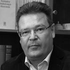 Prof. Dr. Ingo Pies ist seit zehn Jahren Professor für Wirtschaftsethik an der Martin-Luther-Universität in Halle-Wittenberg. Er ist Autor und Herausgeber zahlreicher Fachpublikationen. ethik.wiwi.uni-halle.de
