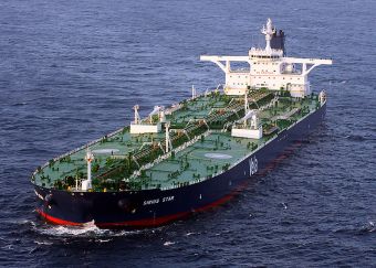 Die Sirius Star ist ein Tanker der Reederei Vela International Marine Ltd., einer Tochtergesellschaft des staatlichen saudi-arabischen Mineralölunternehmens Saudi Aramco.