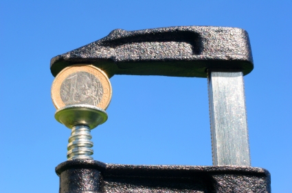 Beiträge für Sach- und Haftpflichtversicherungen weiter unter Druck