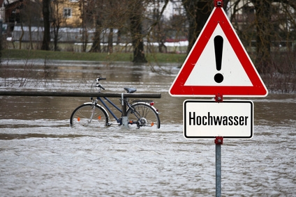 Hochwasser richtet enorme wirtschaftliche Schäden an
